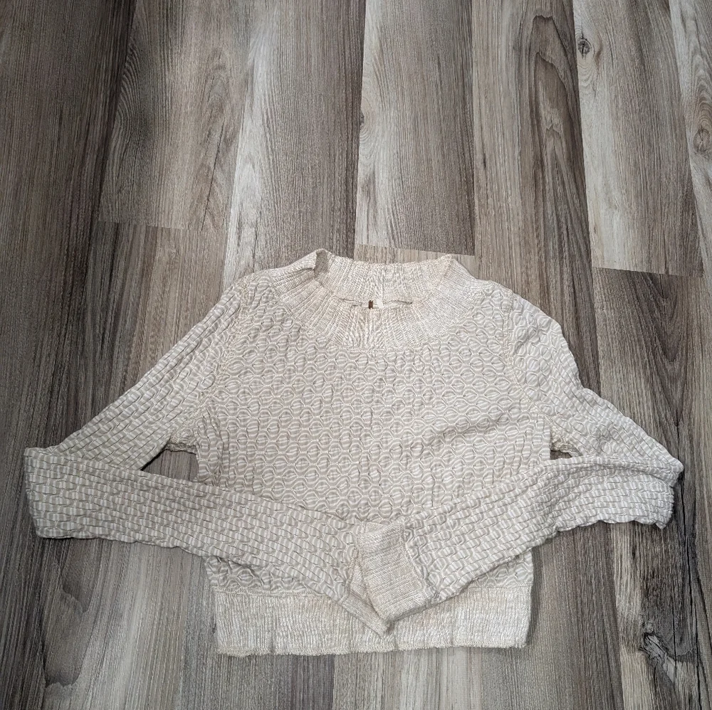 Free People Size Small Jane Printed Crop Top Tee, Long Sleeve‎ In Oatmeal